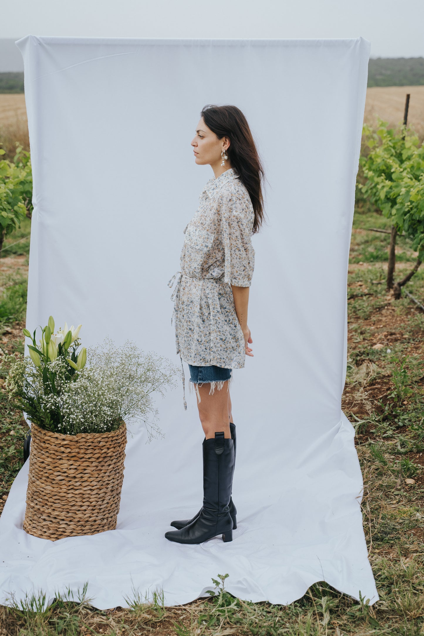 Lily Shirt - Flowers